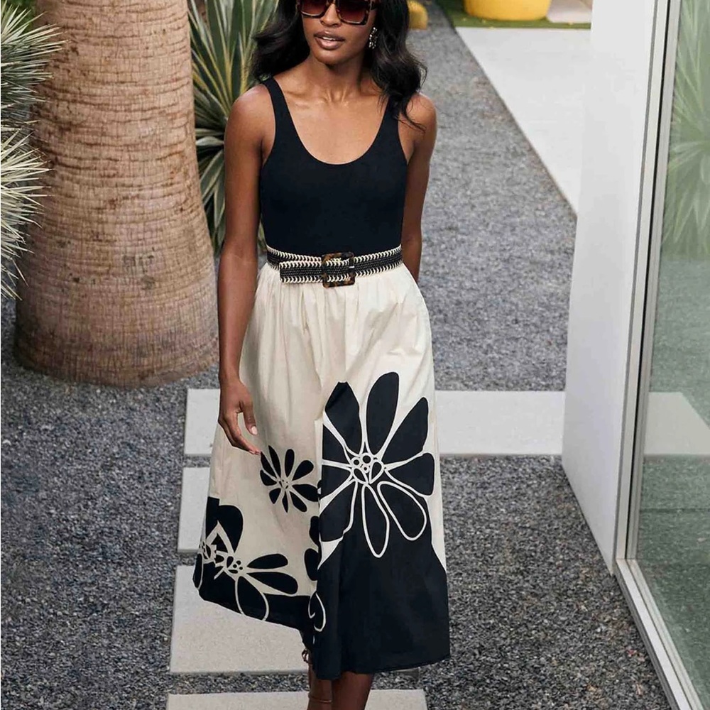 Black and White Floral Women's Skirt
